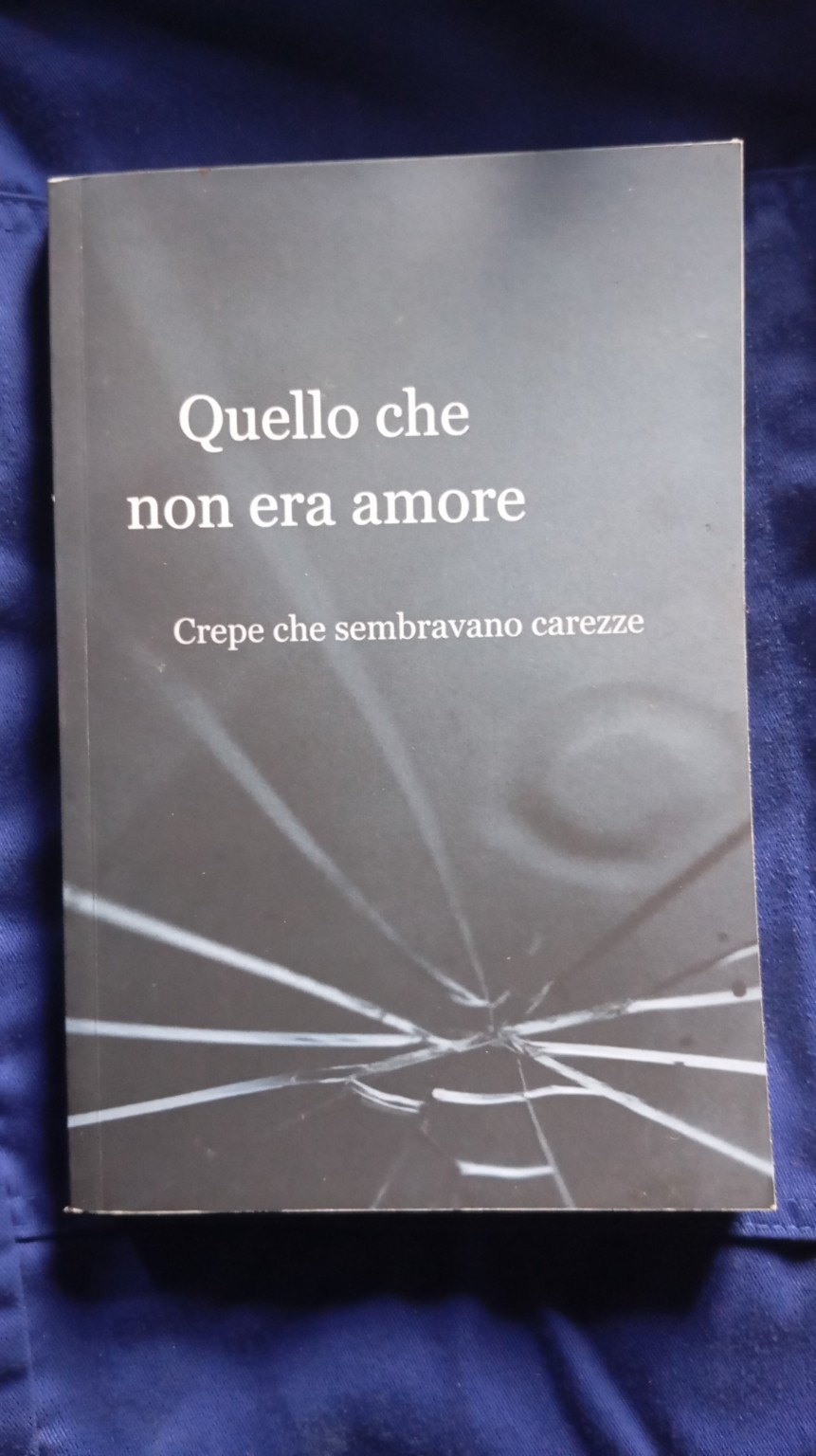 Quello che non era amore, copia cartacea