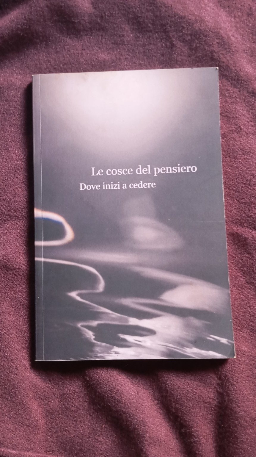 Le cosce del pensiero, copia cartacea